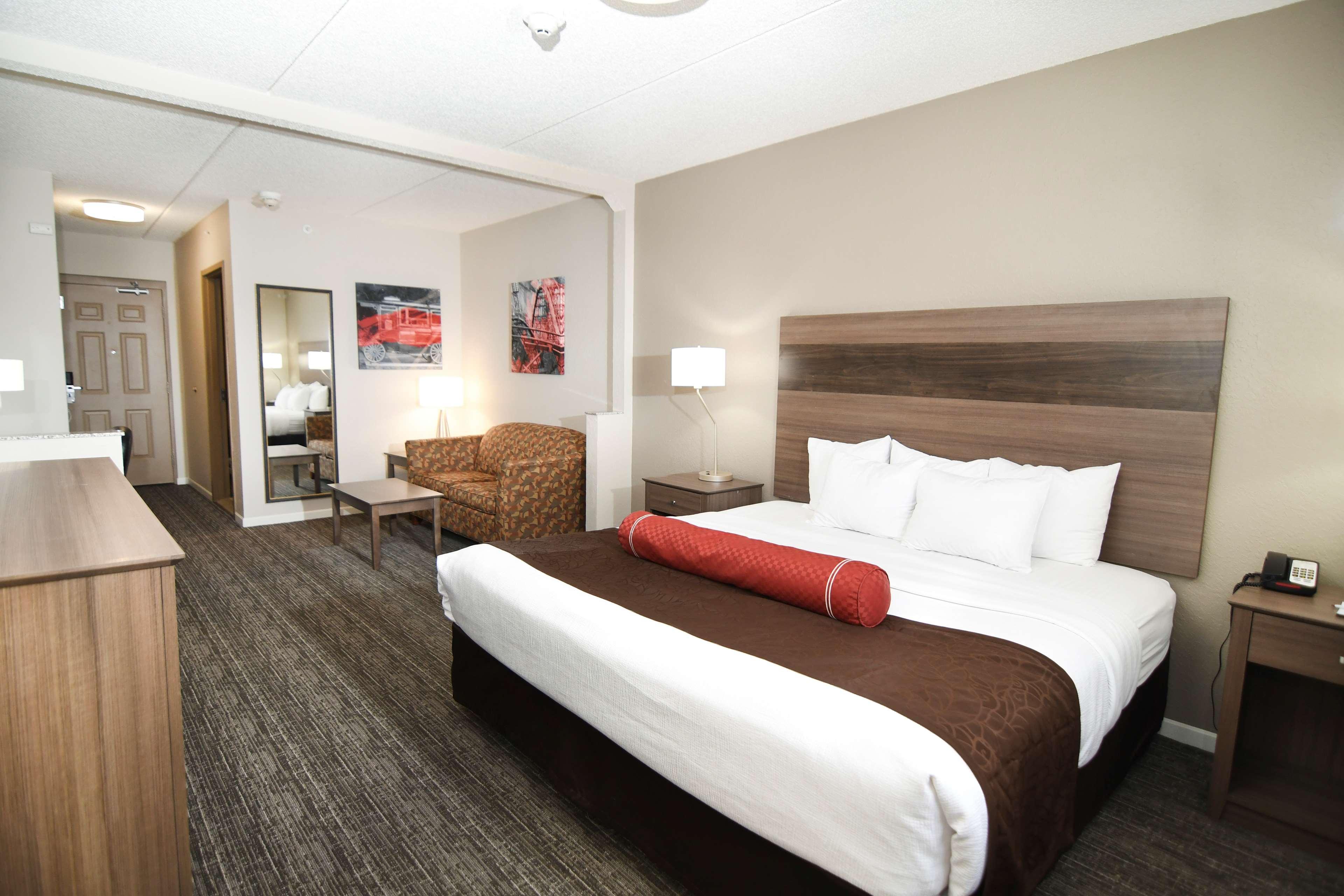 Best Western Plus Sandusky Hotel & Suites Bagian luar foto