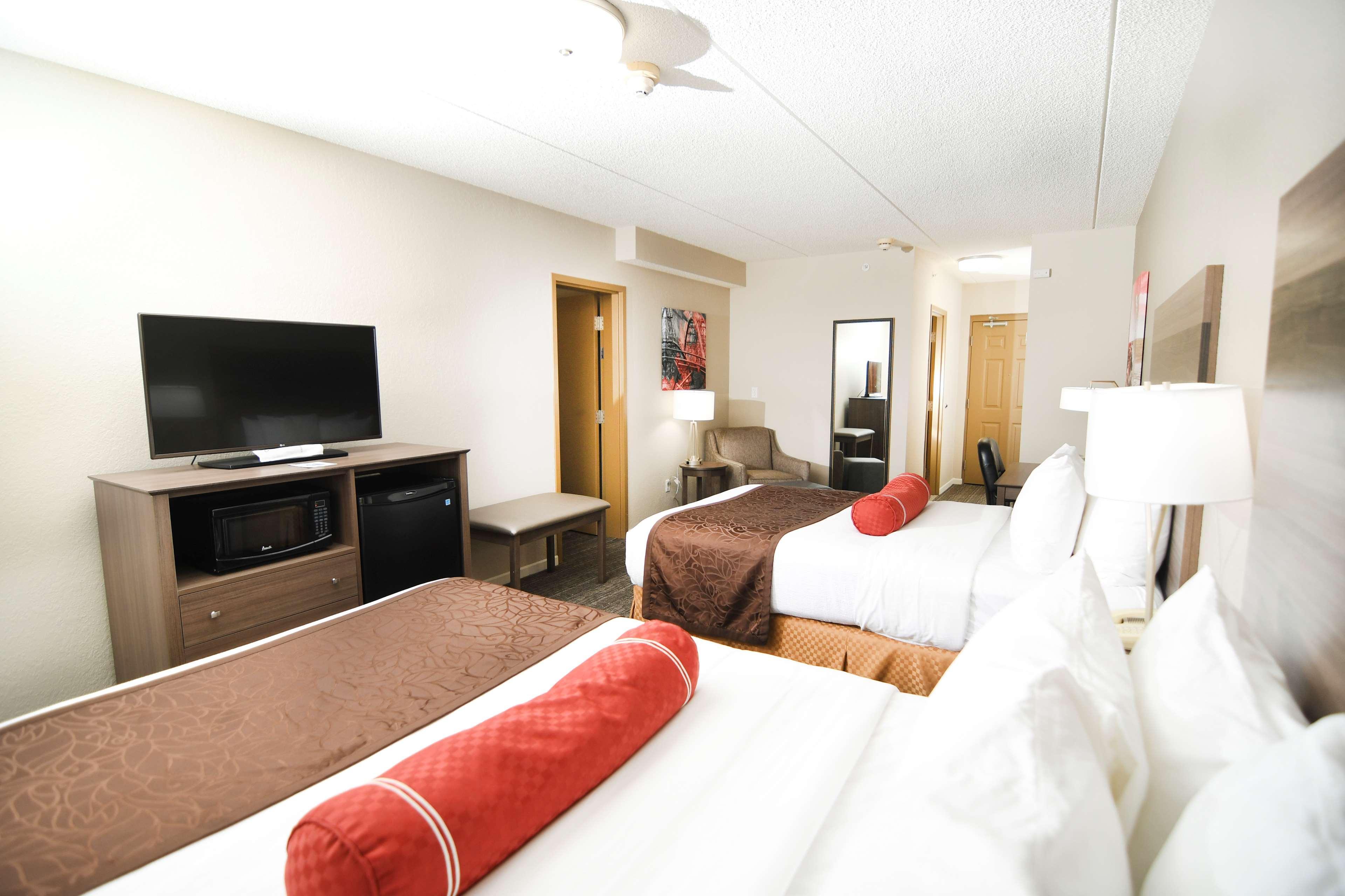 Best Western Plus Sandusky Hotel & Suites Bagian luar foto