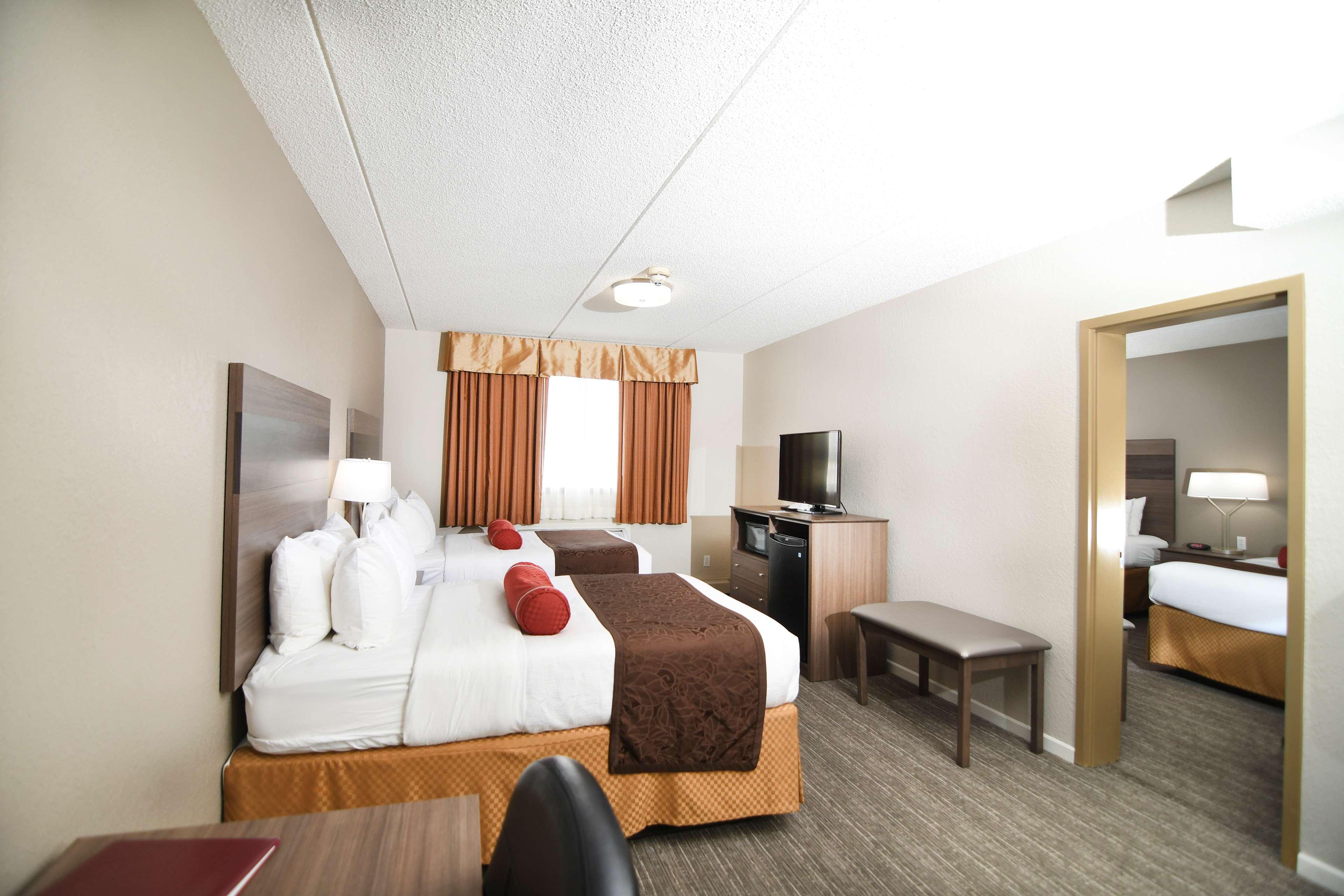 Best Western Plus Sandusky Hotel & Suites Bagian luar foto