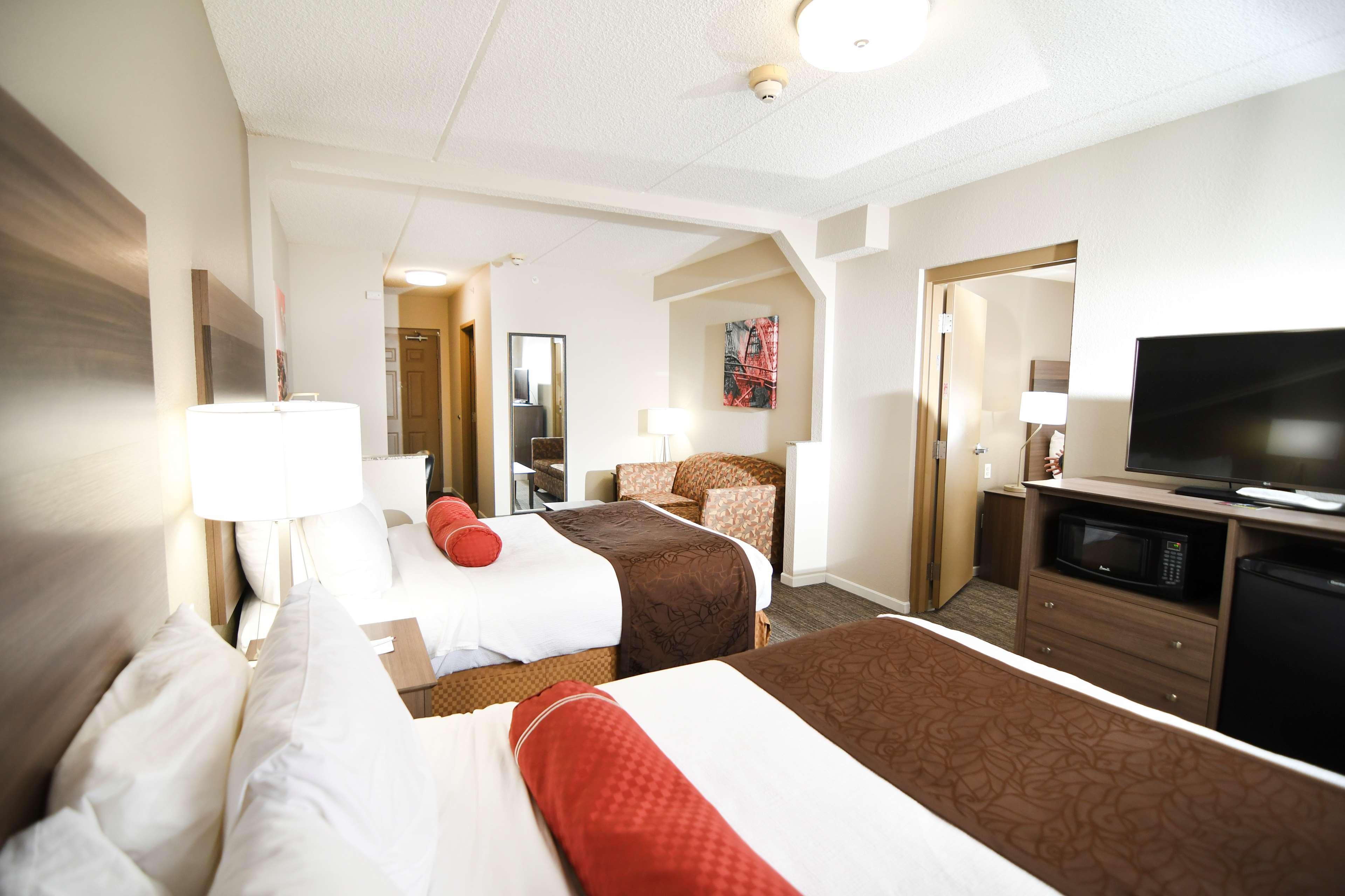 Best Western Plus Sandusky Hotel & Suites Bagian luar foto
