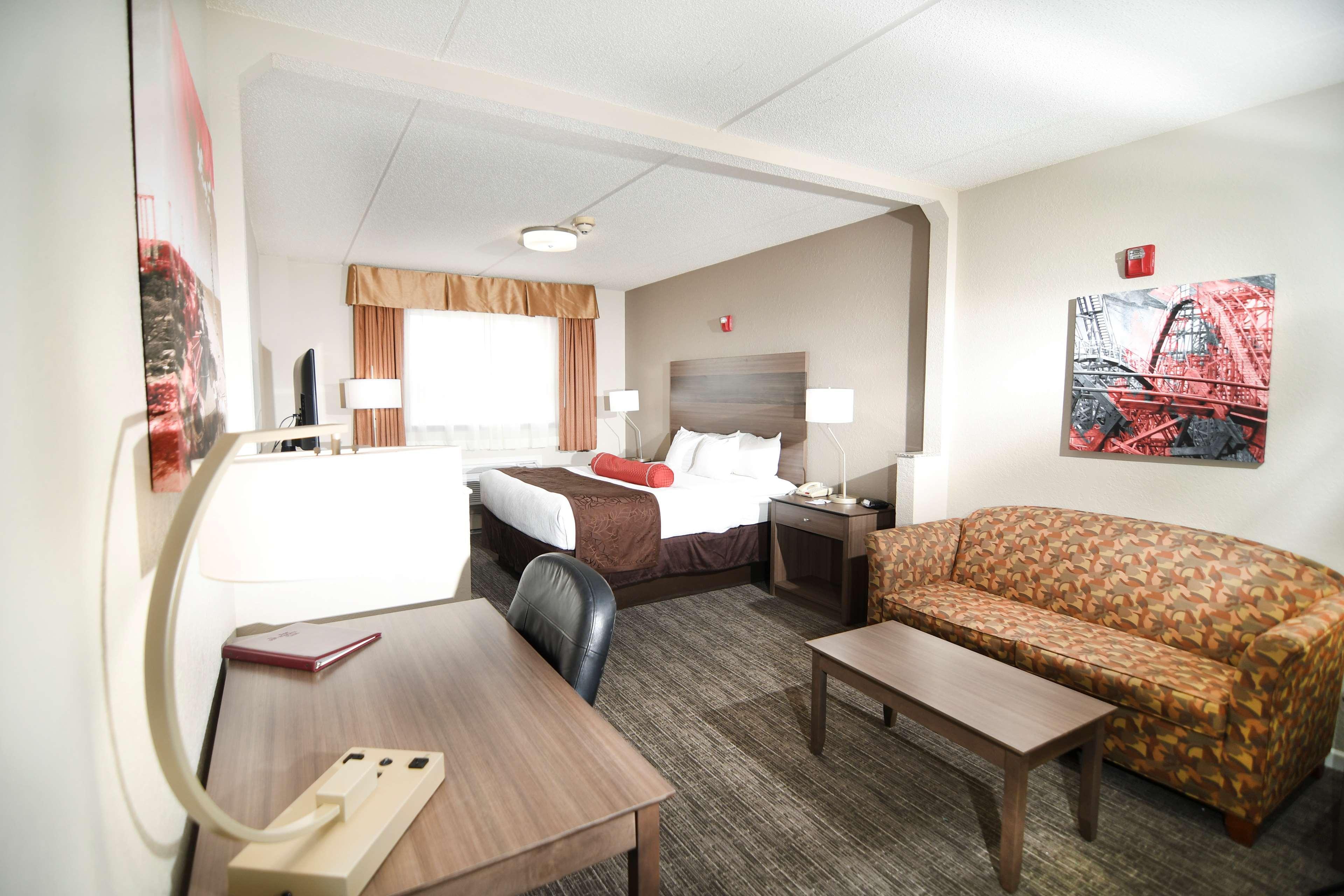 Best Western Plus Sandusky Hotel & Suites Bagian luar foto