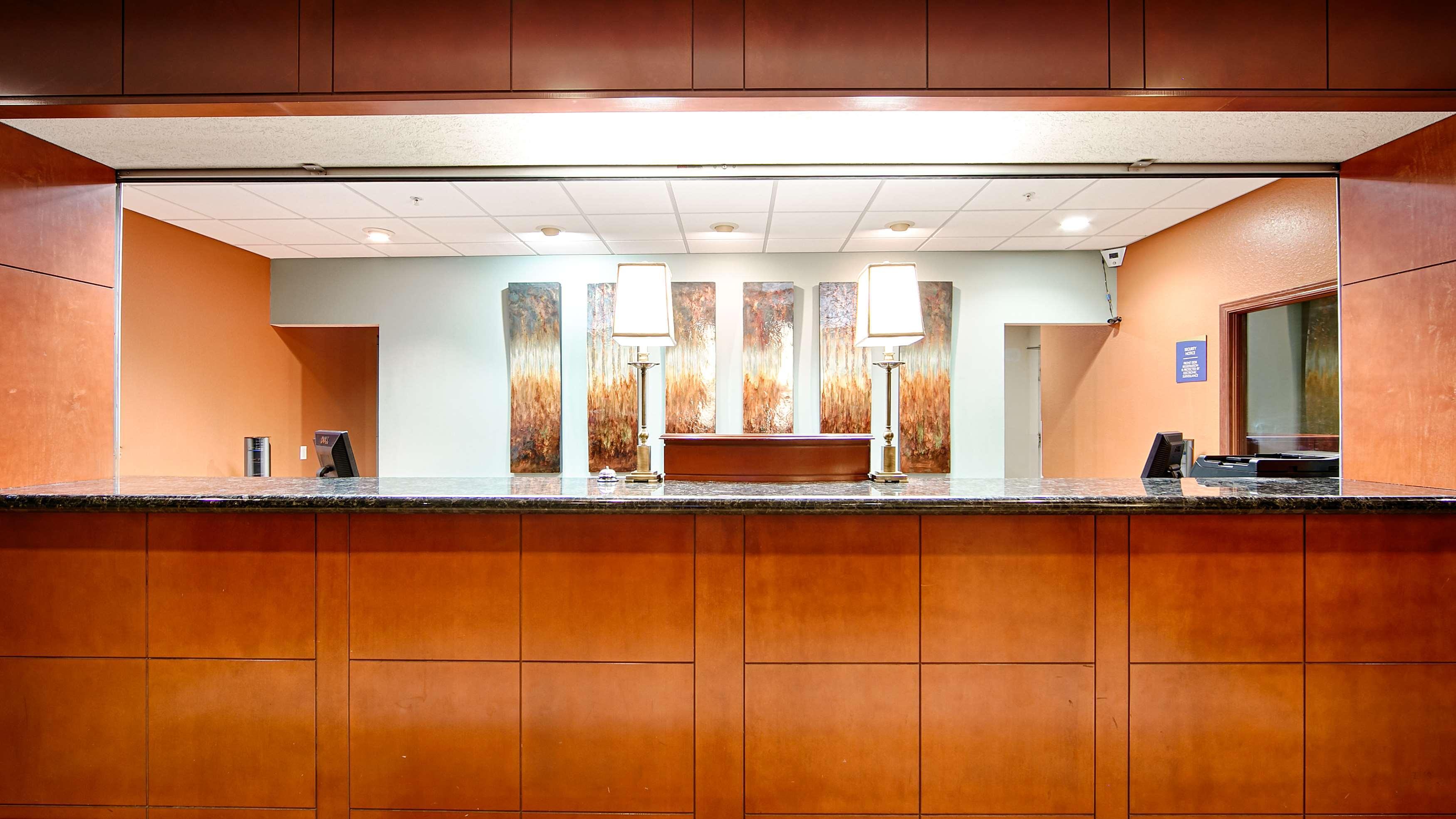 Best Western Plus Sandusky Hotel & Suites Bagian luar foto