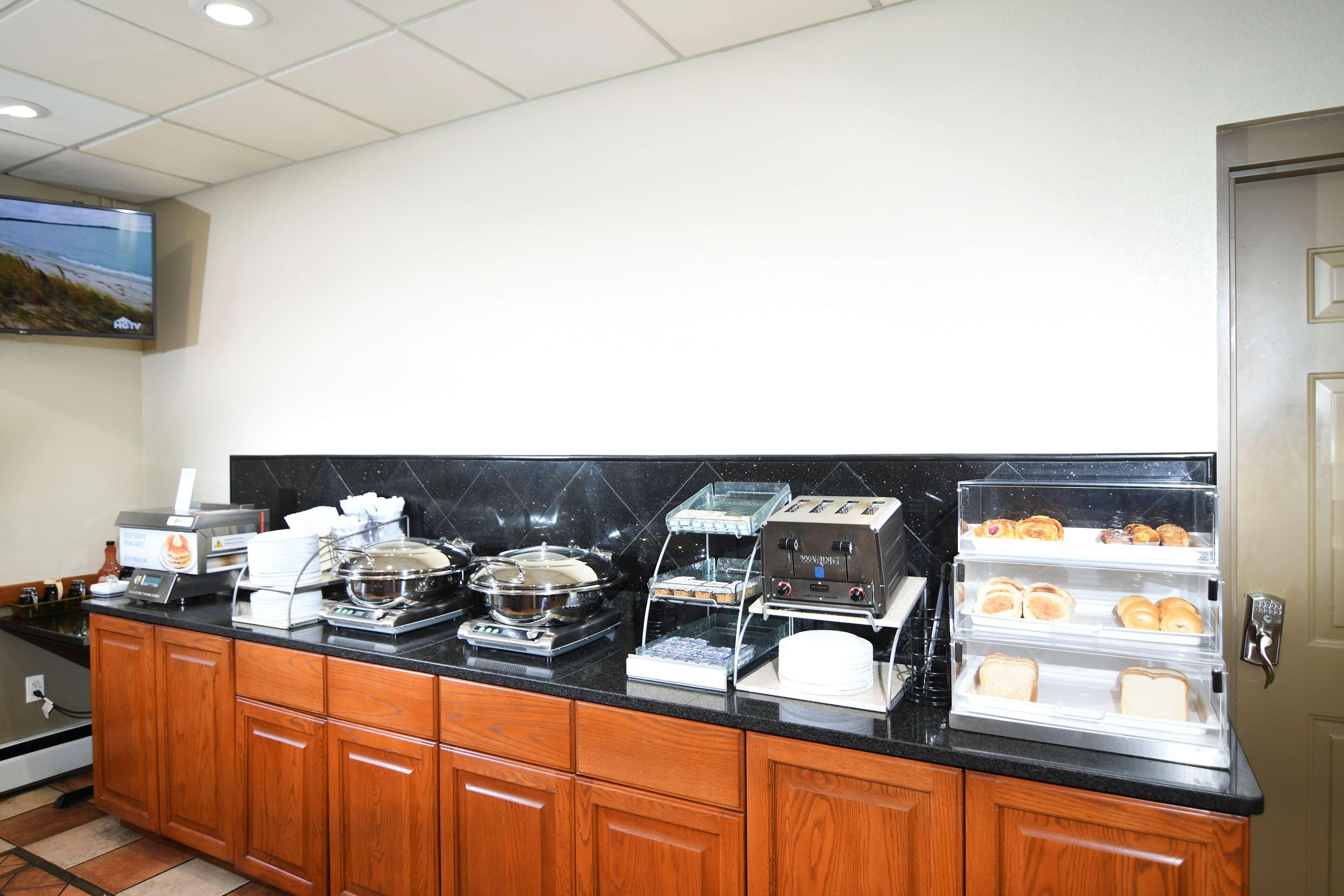 Best Western Plus Sandusky Hotel & Suites Bagian luar foto