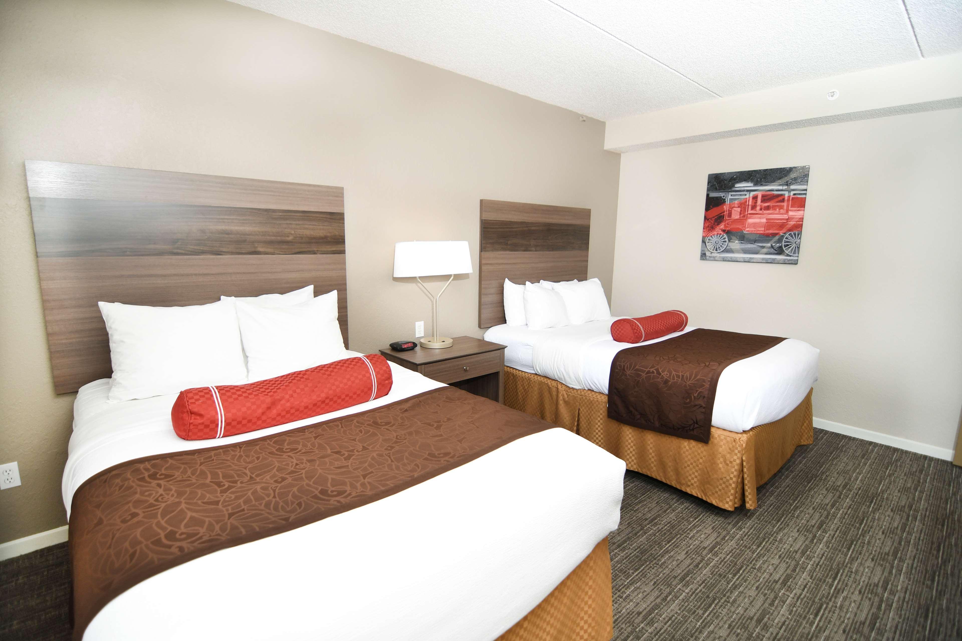 Best Western Plus Sandusky Hotel & Suites Bagian luar foto